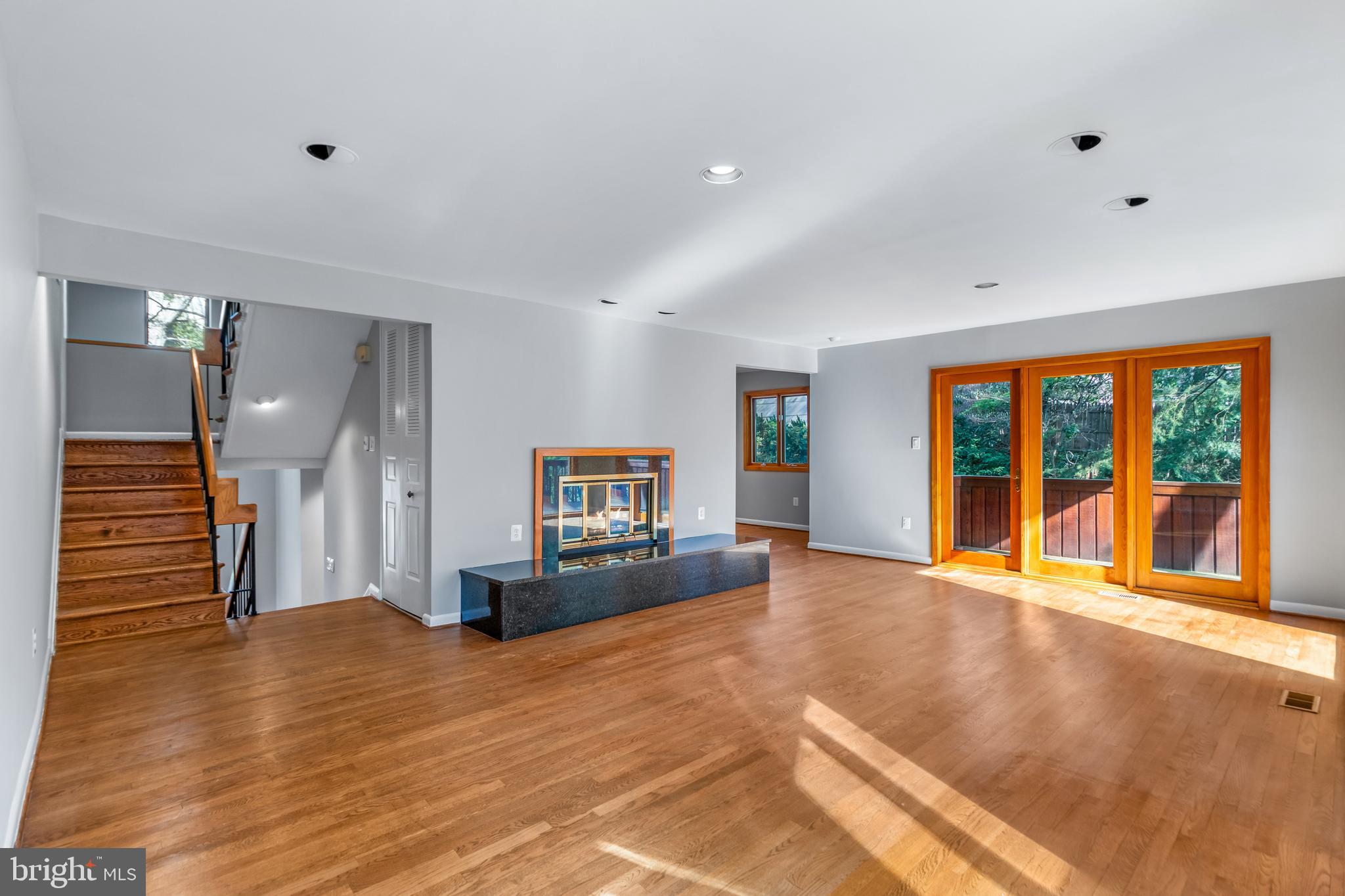 5211 MacArthur Terrace Northwest Washington, DC 20016 - Photo 12 of 53