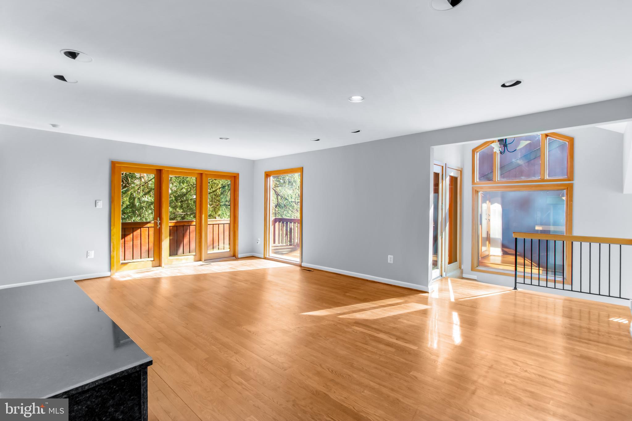 5211 MacArthur Terrace Northwest Washington, DC 20016 - Photo 14 of 53