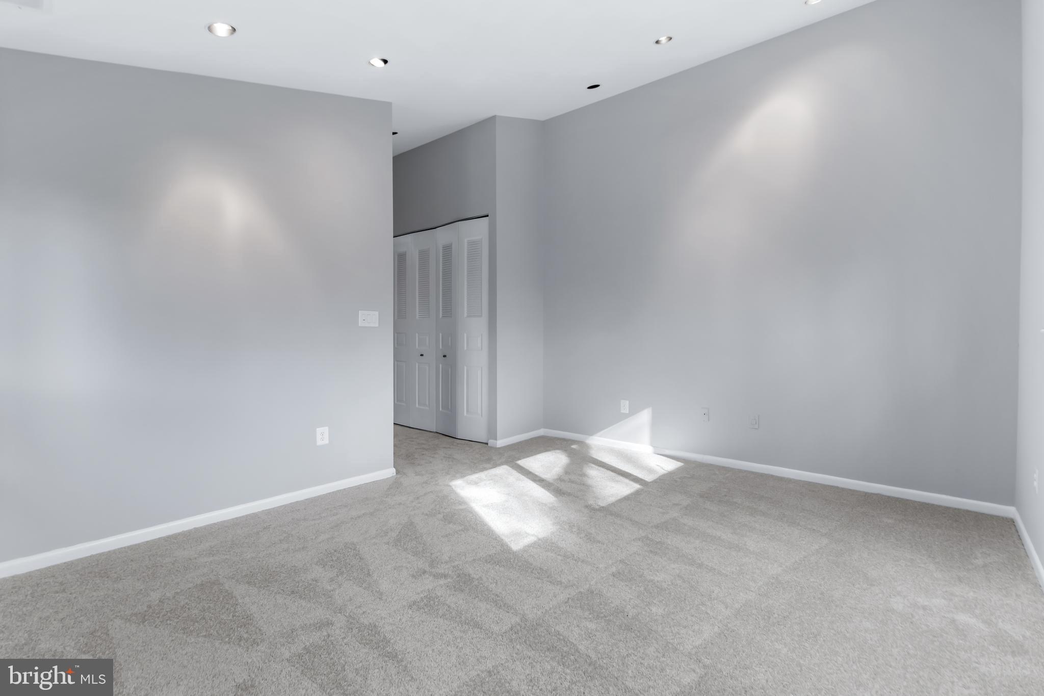 5211 MacArthur Terrace Northwest Washington, DC 20016 - Photo 25 of 53