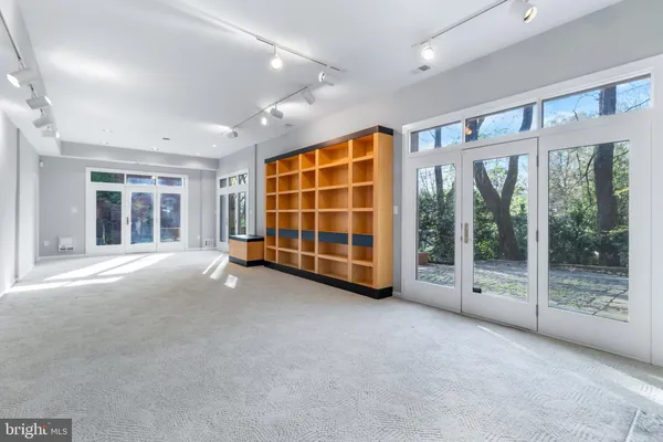 $2,395,000 | 5211 MacArthur Terrace Northwest, Washington, DC 20016