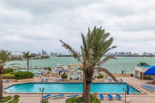 $2,900 | 7601 East Treasure Drive, Unit 607, North Bay Village, FL 33141