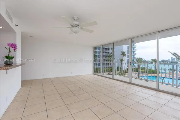 $2,900 | 7601 East Treasure Drive, Unit 607, North Bay Village, FL 33141