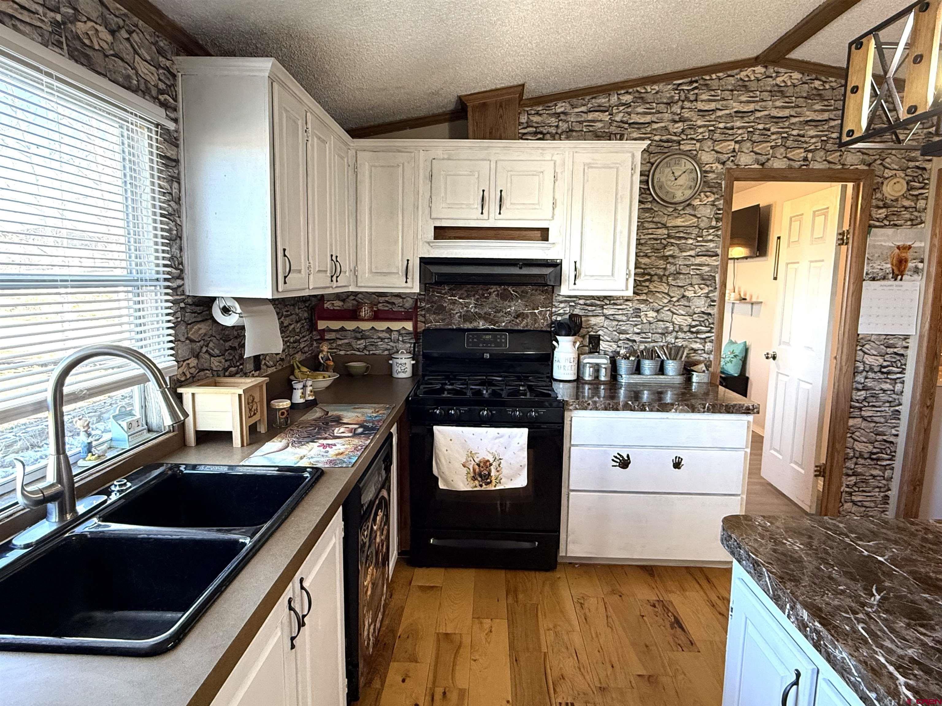 15546 Rd BB Pleasant View, CO 81331 - Photo 11 of 29