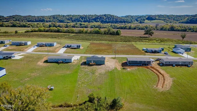 $274,900 | 1558 River Path, Morristown, TN 37813