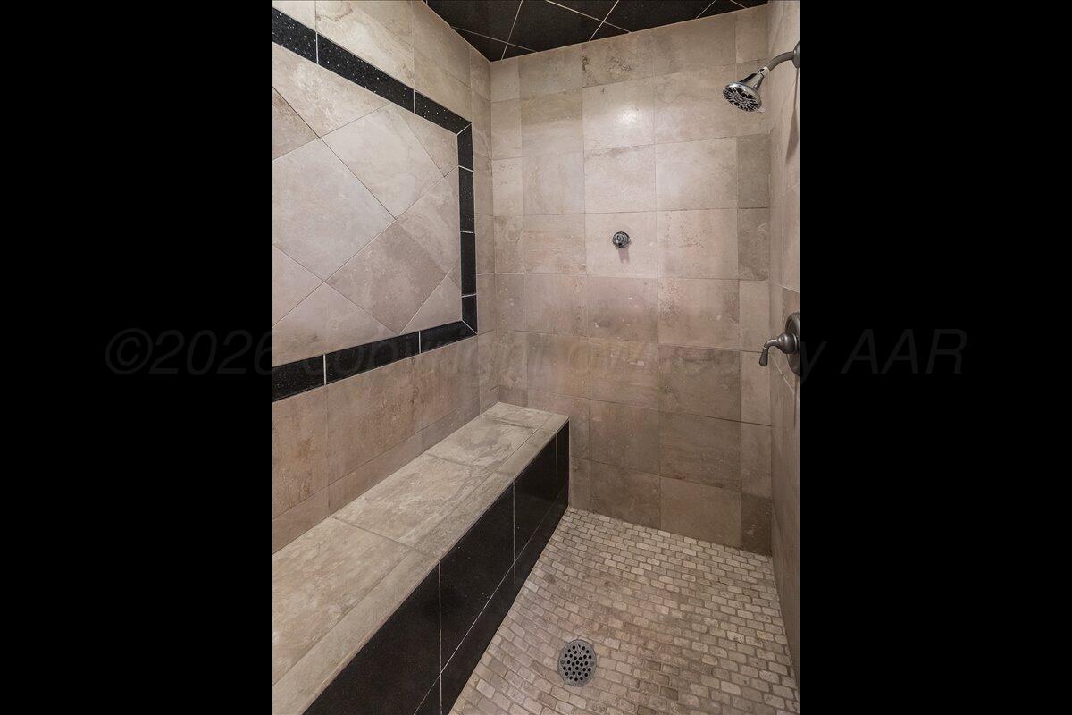 9000 Rj Drive Amarillo, TX 79119 - Photo 28 of 55 27-Primary Shower