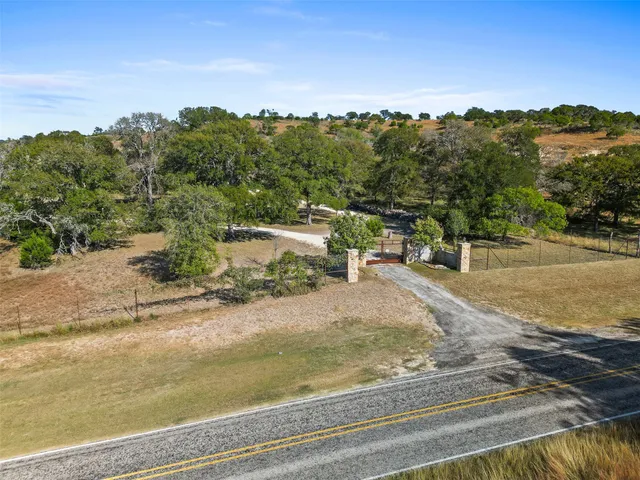 $649,900 | 1719 Sisterdale Road, Boerne, TX 78006