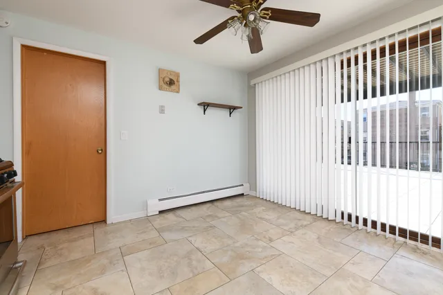 $2,150 | 8629 West Summerdale Avenue, Unit 2, Chicago, IL 60656