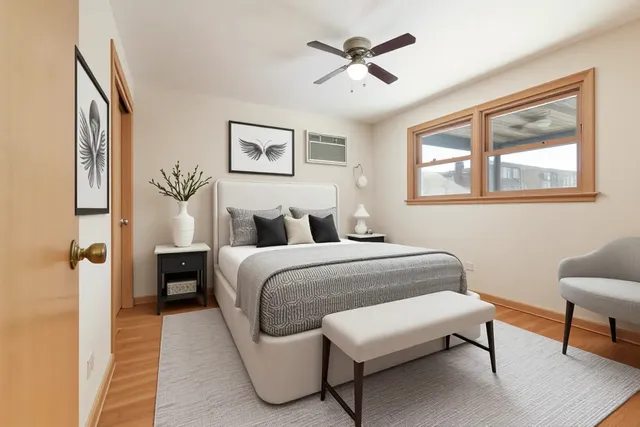 $2,150 | 8629 West Summerdale Avenue, Unit 2, Chicago, IL 60656