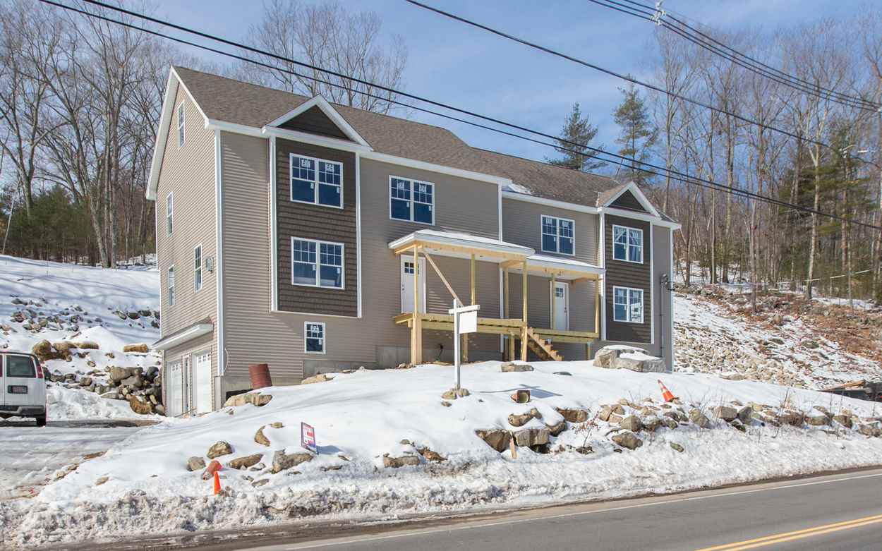 579 Mammoth Road, Unit B Pelham, NH 03076 - Photo 8 of 11