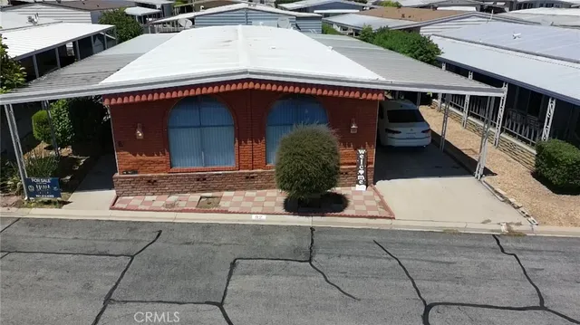 a house view with a outdoor space