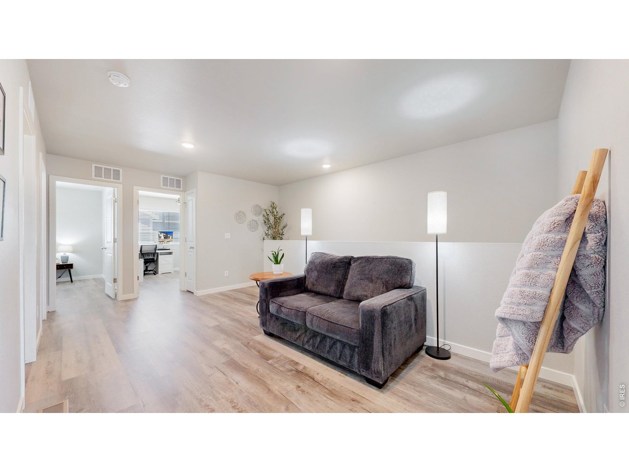 260 Pawnee Road, Unit D3 Ault, CO 80610 - Photo 13 of 44 Upper flex space or living area.