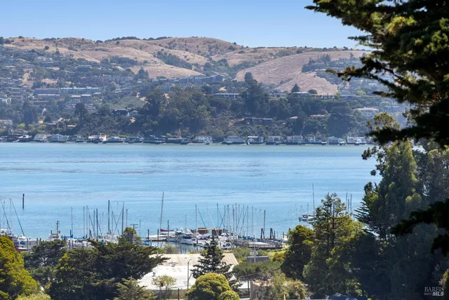 $2,495,000 | 101 Lincoln Drive, Sausalito, CA 94965