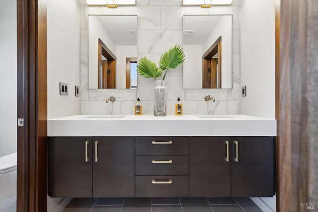 $2,495,000 | 101 Lincoln Drive, Sausalito, CA 94965