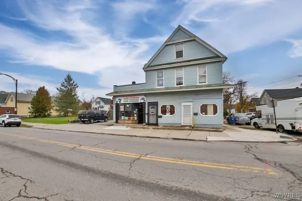 $349,900 | 547 Tonawanda Street, Buffalo, NY 14207