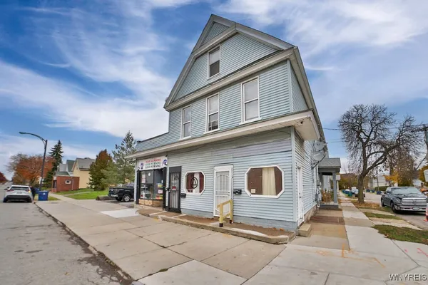 $349,900 | 547 Tonawanda Street, Buffalo, NY 14207