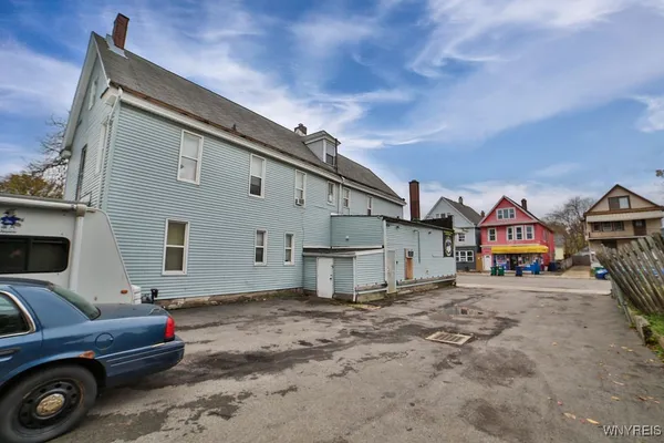 $349,900 | 547 Tonawanda Street, Buffalo, NY 14207