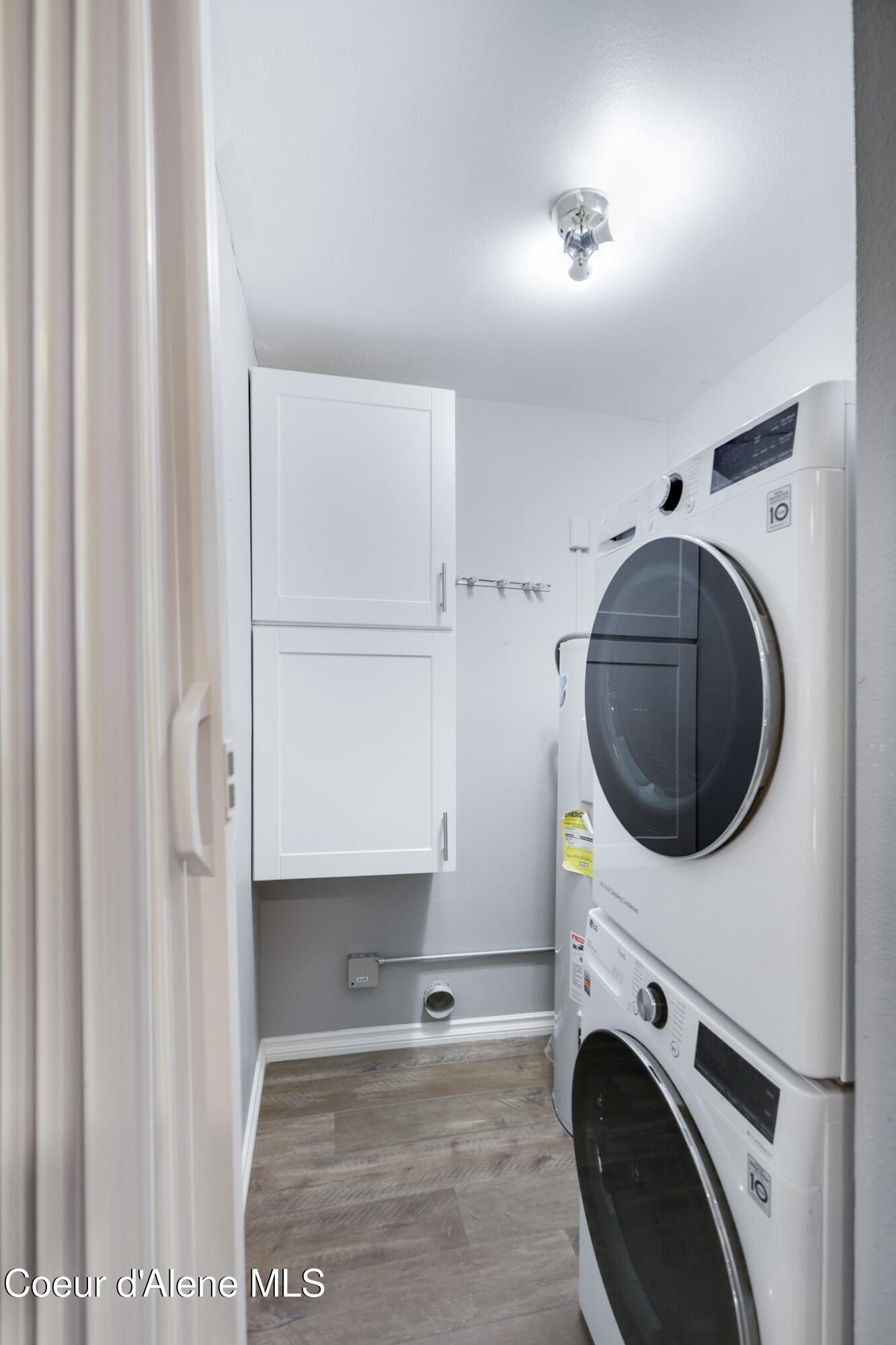 5305 West Fairway Lane, Unit 14 Rathdrum, ID 83858 - Photo 12 of 43 011_Laundry