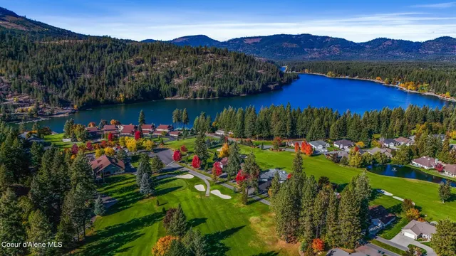 $250,000 | 5305 West Fairway Lane, Unit 14, Rathdrum, ID 83858