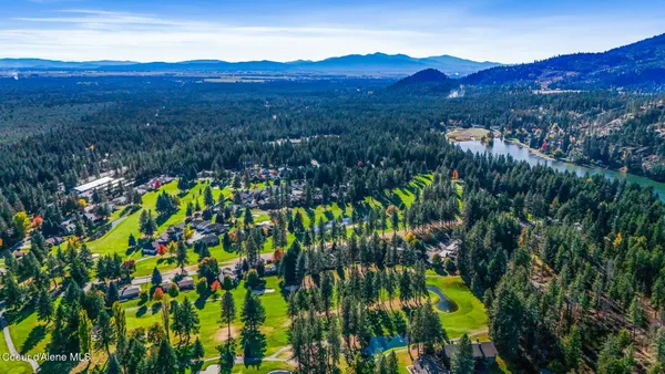 $250,000 | 5305 West Fairway Lane, Unit 14, Rathdrum, ID 83858