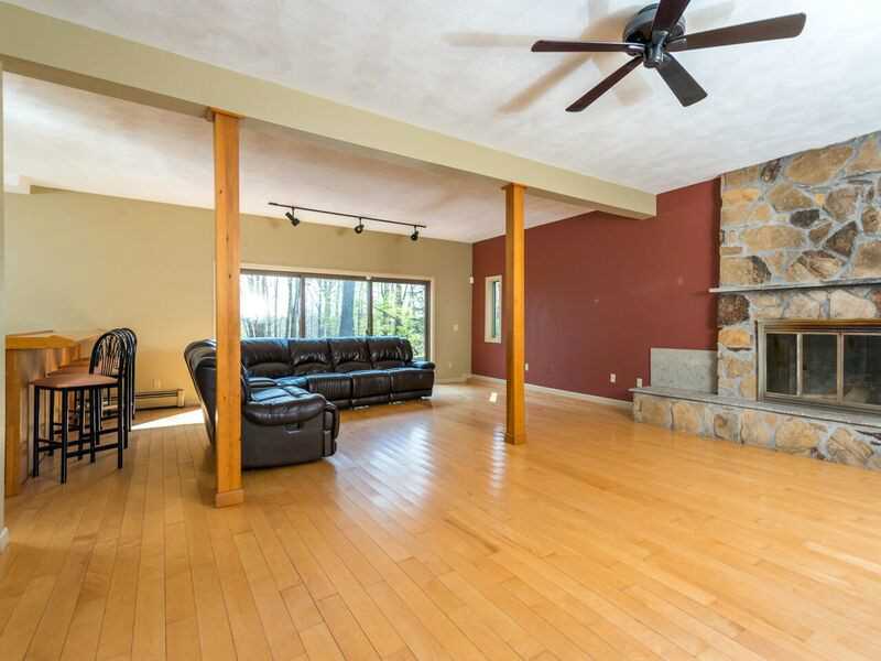 7 Cargill Road Cumberland, RI 02864 - Photo 22 of 25 Den/Family/Great Room.