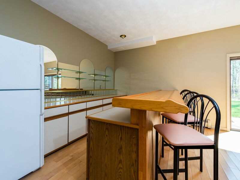 7 Cargill Road Cumberland, RI 02864 - Photo 23 of 25 Kitchen.