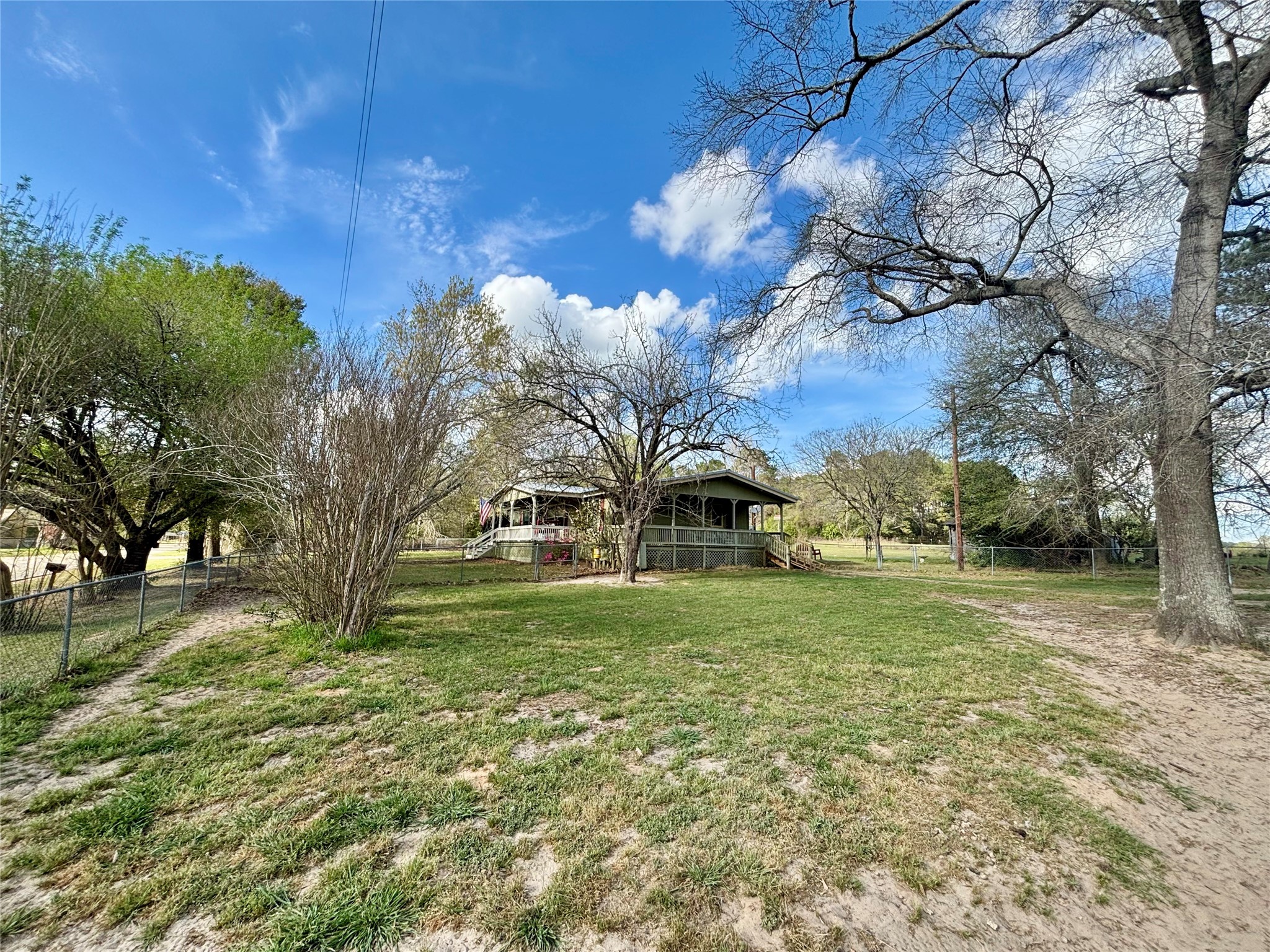 908 North Pitzer Street Colmesneil, TX 75938 - Photo 20 of 35