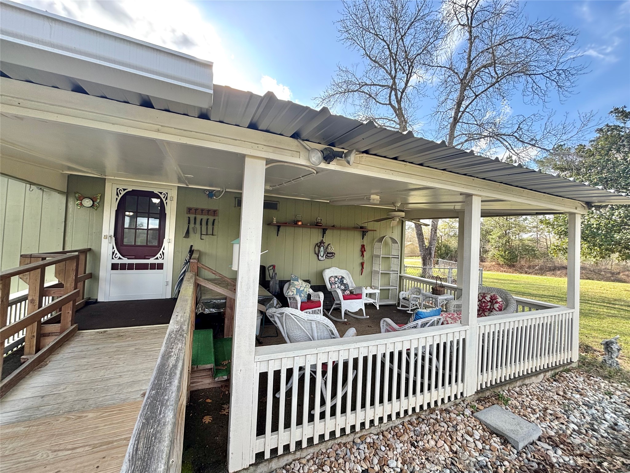 908 North Pitzer Street Colmesneil, TX 75938 - Photo 23 of 35