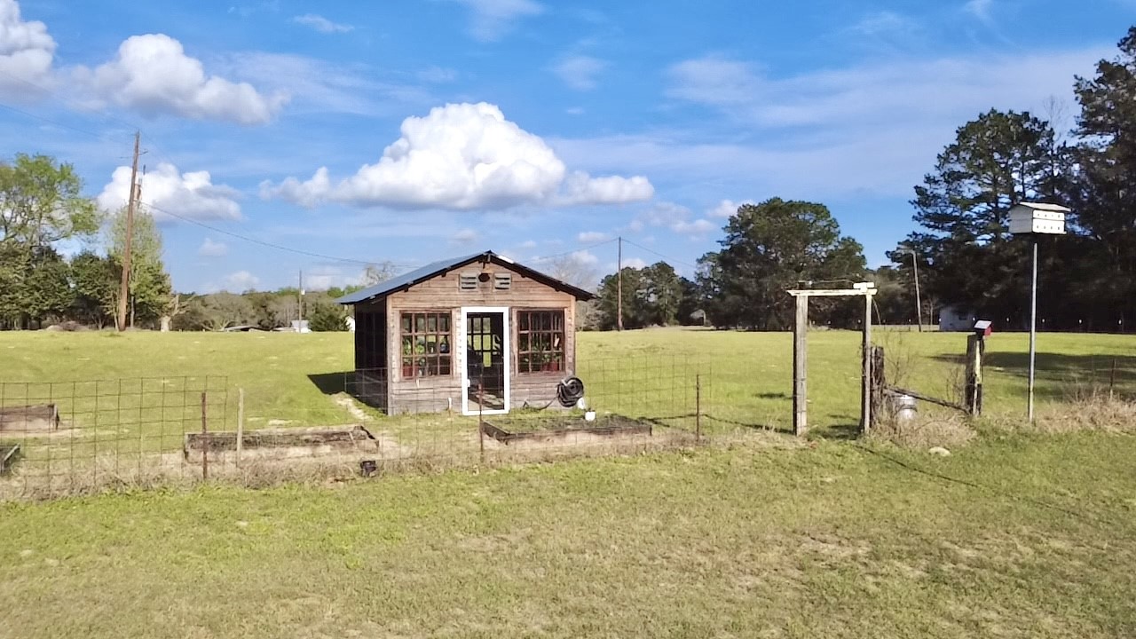 908 North Pitzer Street Colmesneil, TX 75938 - Photo 29 of 35