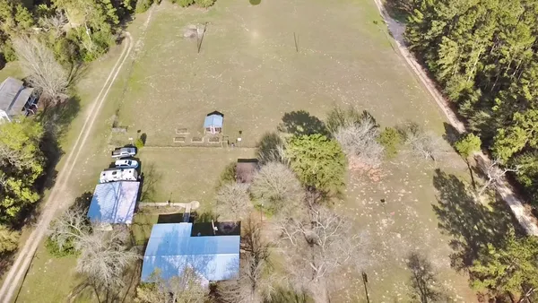 $225,000 | 908 North Pitzer Street, Colmesneil, TX 75938