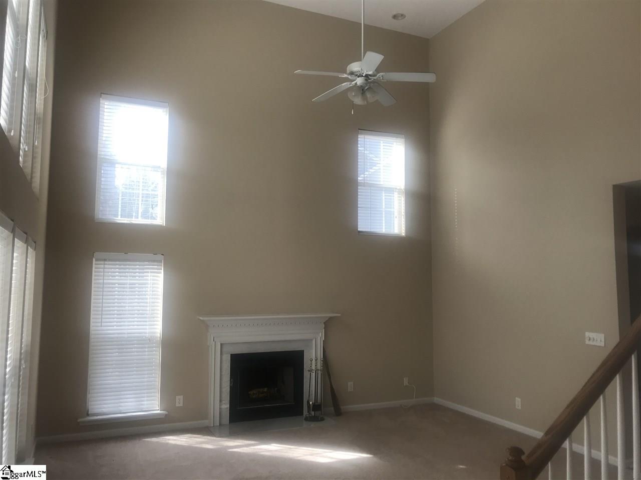 192 Timberleaf Drive Duncan, SC 29334 - Photo 2 of 35