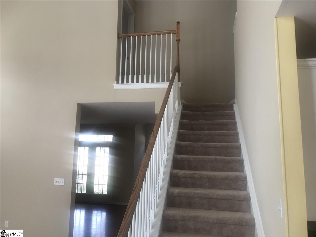 192 Timberleaf Drive Duncan, SC 29334 - Photo 3 of 35