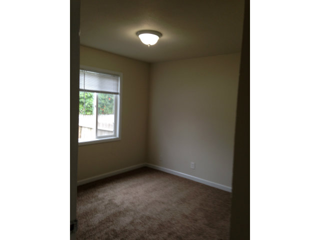 17045 El Rancho Way Salinas, CA 93907 - Photo 5 of 7 Gallery Image 5