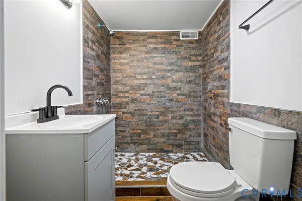 $600,000 | 2711 Montrose Avenue, Richmond, VA 23222