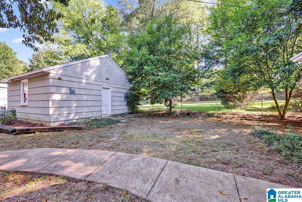 2016 Chapel Road Hoover, AL 35226 - Photo 52 of 53 Gallery Image 52