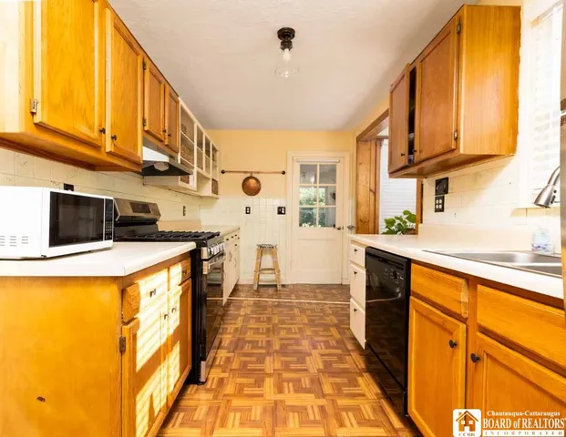 $162,500 | 115 Nevins Street, Dunkirk, NY 14048