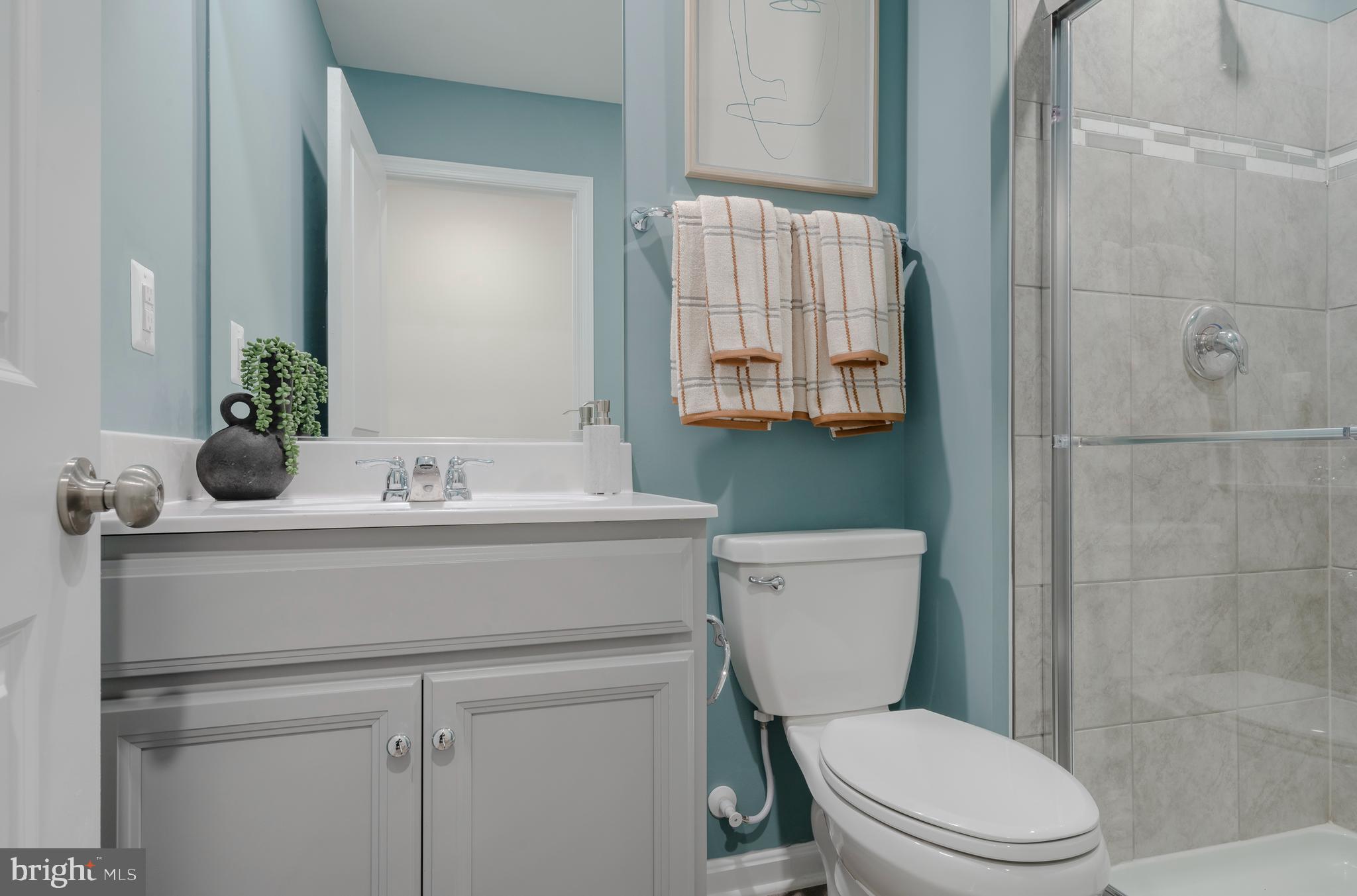 17 Extrovert Drive Charles Town, WV 25414 - Photo 4 of 28