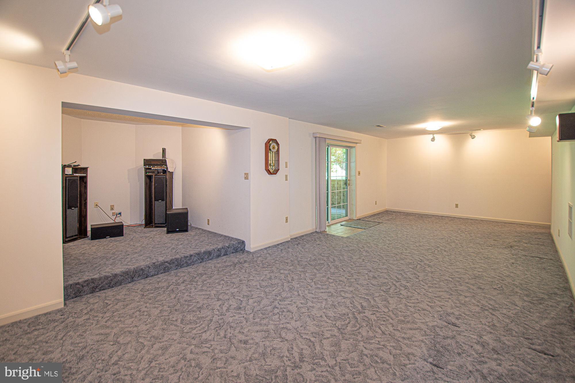 3221 Freezeland Road Linden, VA 22642 - Photo 44 of 53 Gallery Image 44