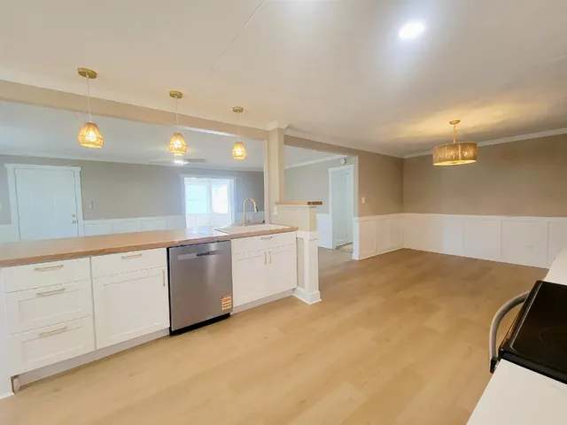 $2,000 | 1106 East Veterans Drive, Perry, FL 32347