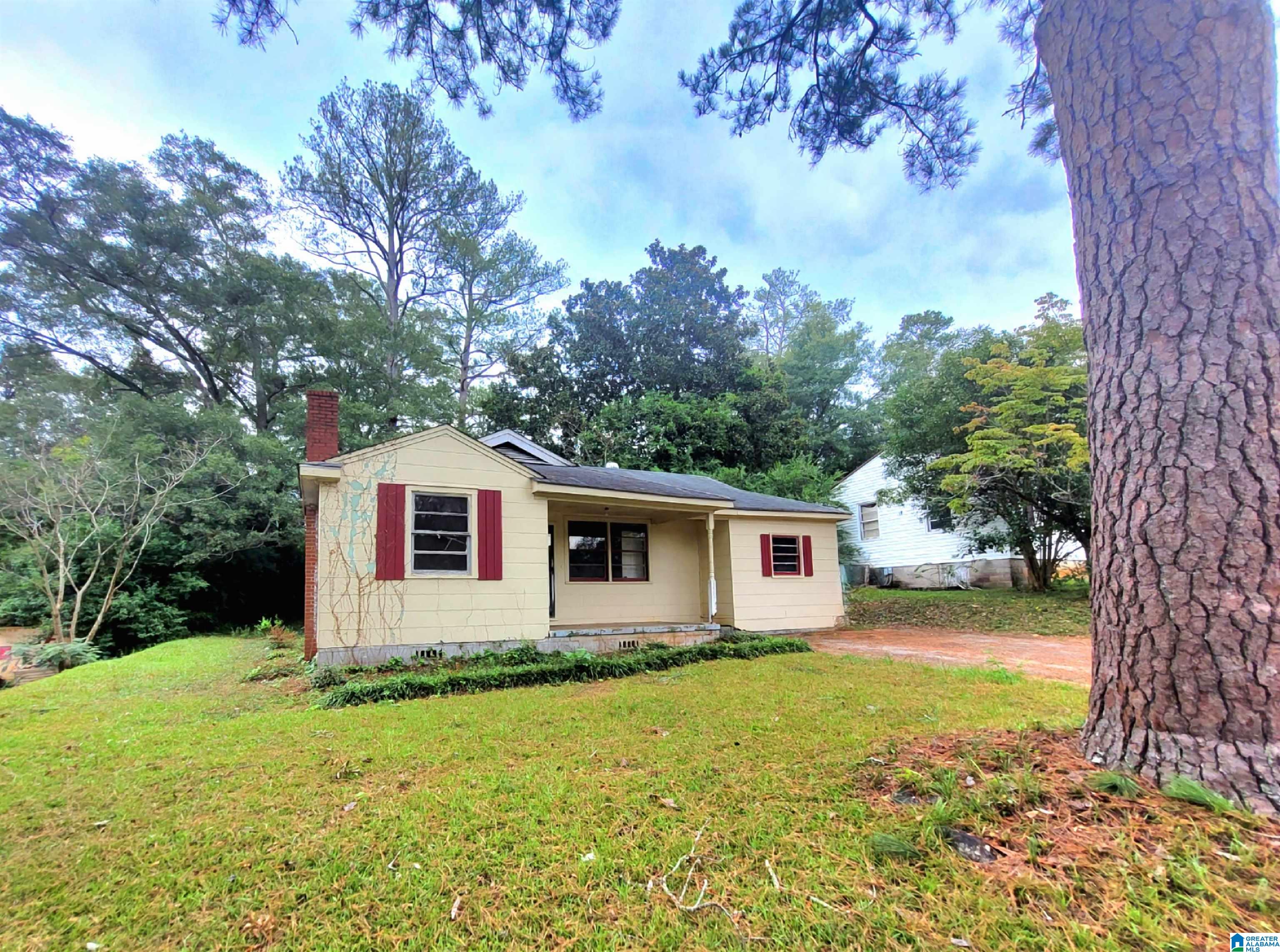 718 Glenwood Road Talladega, AL 35160 - Photo 2 of 2