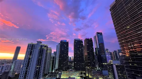 $439,000 | 1111 Southwest 1st Avenue, Unit 2721N, Miami, FL 33130