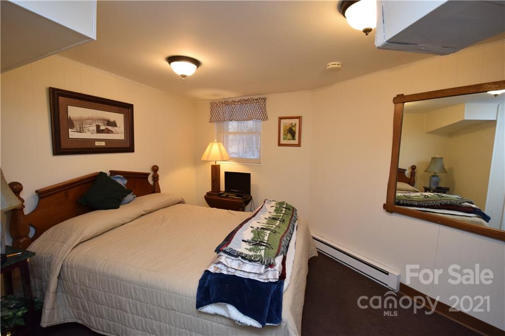 87 Rockledge Road Spruce Pine, NC 28777 - Photo 24 of 25 Gallery Image 24