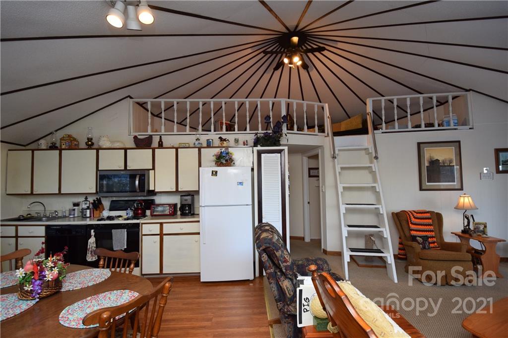 87 Rockledge Road Spruce Pine, NC 28777 - Photo 8 of 25 Gallery Image 8