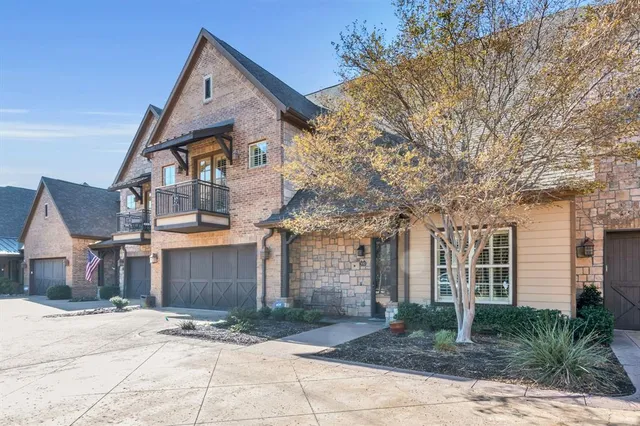 $700,000 | 332 Watermere Drive, Southlake, TX 76092