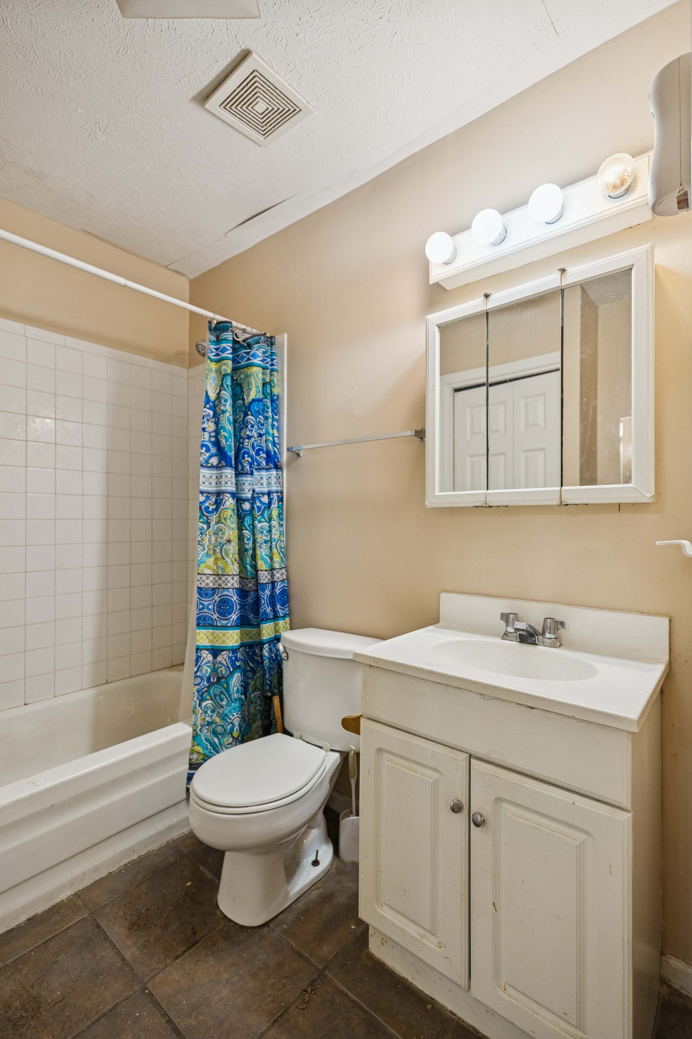 774 Enon Springs Road West Smyrna, TN 37167 - Photo 18 of 25 a bathroom with a sink toilet and shower