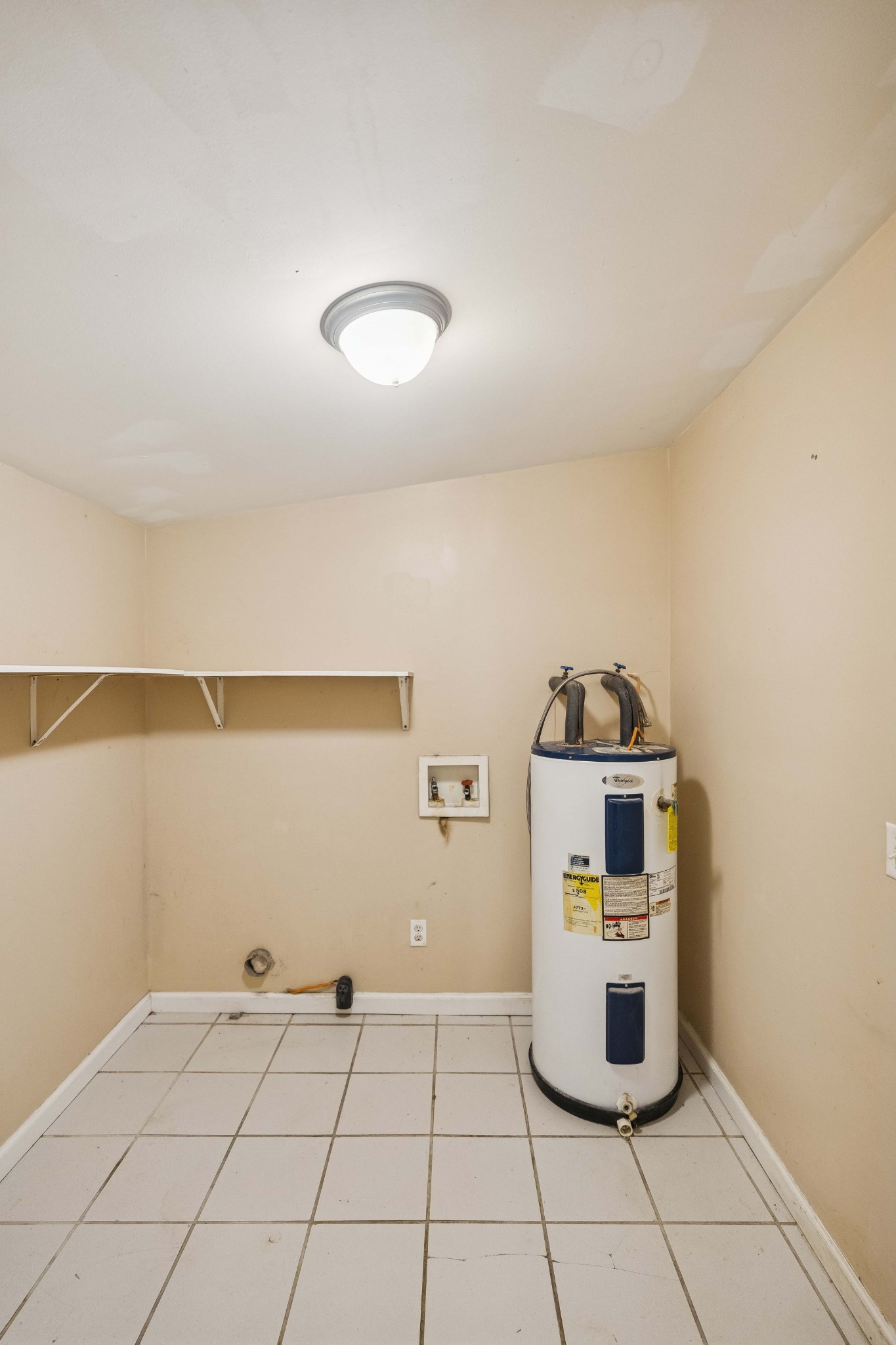 774 Enon Springs Road West Smyrna, TN 37167 - Photo 19 of 25 a view of workspace with cabinet