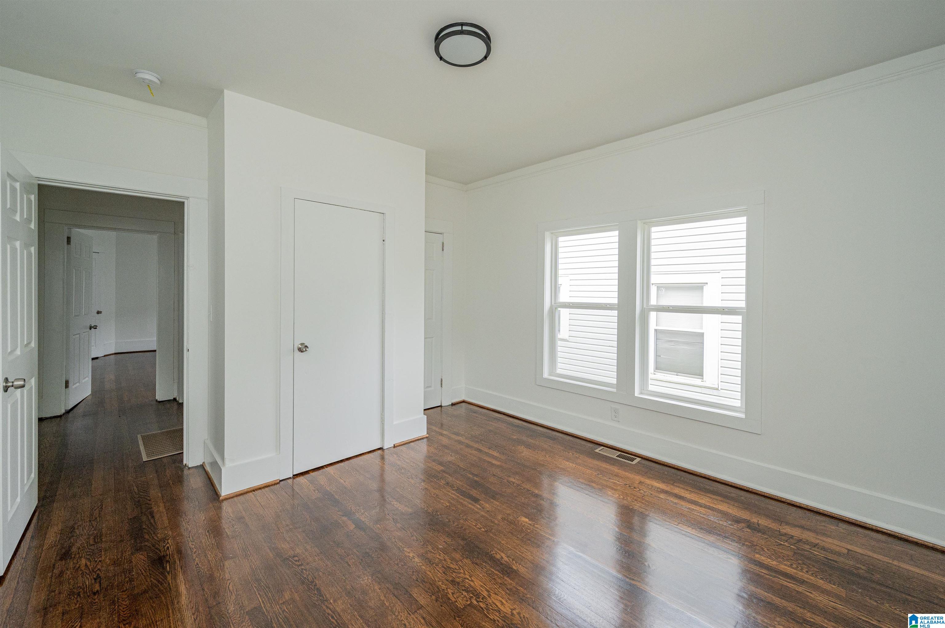 932 Valley Rd Place Birmingham, AL 35208 - Photo 26 of 32