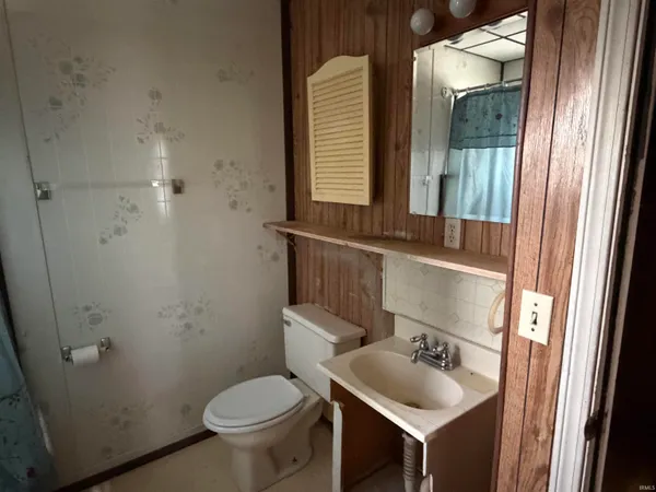 $77,000 | 715 Elm Street, Decatur, IN 46733