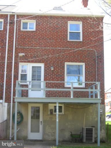 1000 Elm Road Arbutus, MD 21227 - Photo 12 of 16 Exterior (Rear)