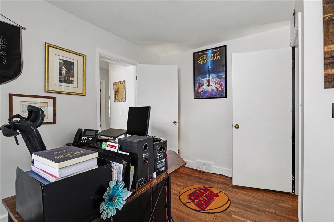 748 Eaton Road Irondequoit, NY 14617 - Photo 11 of 25