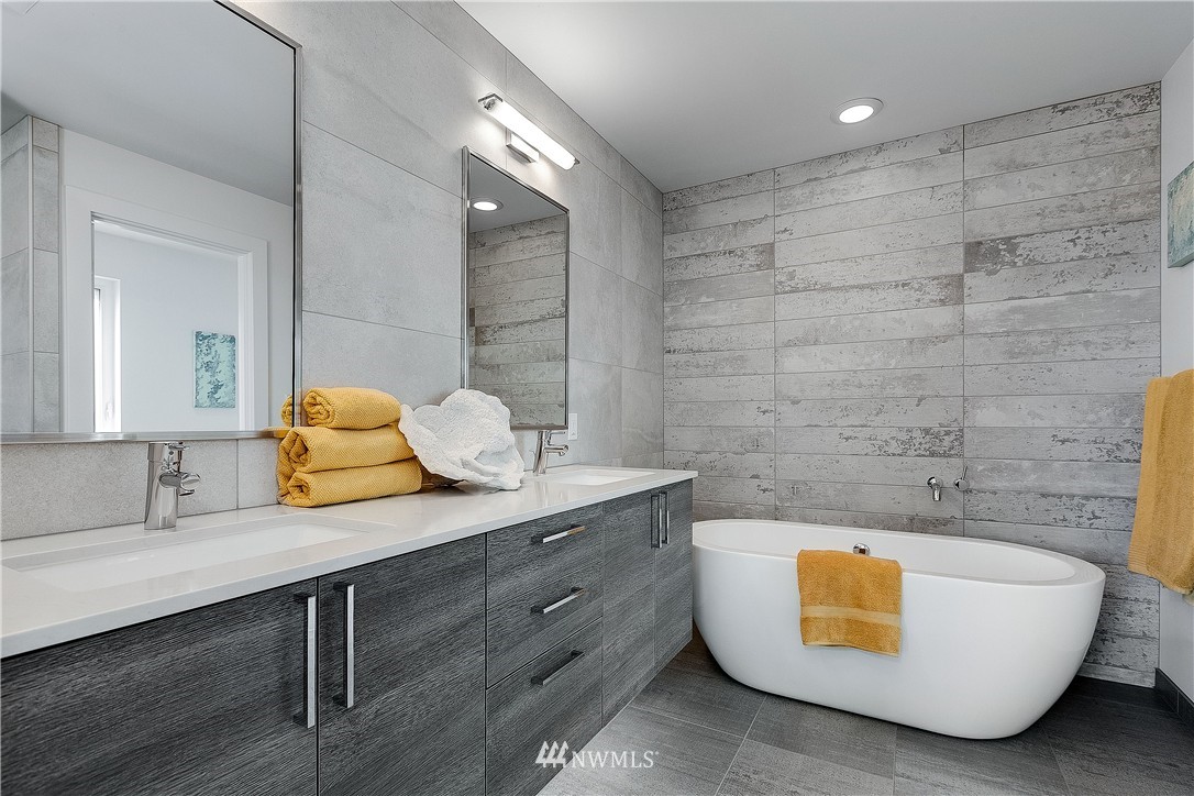706 North 81st Street Seattle, WA 98103 - Photo 13 of 25 Gallery Image 13